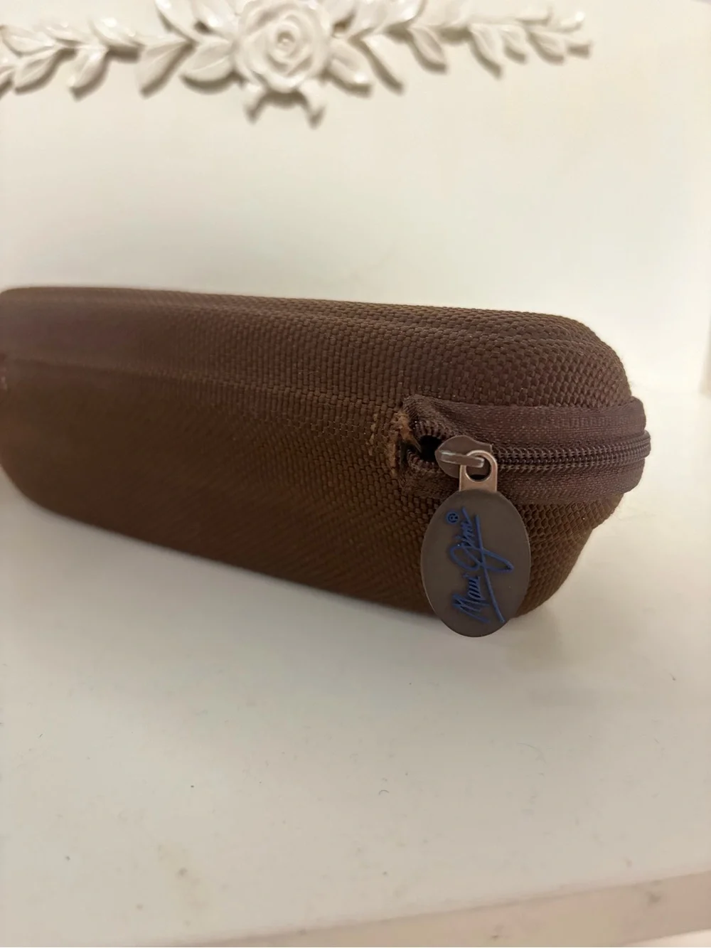 Maui Jim Brown Compact Travel Hard Case w/ Zip & Maui Jim Sunglasses